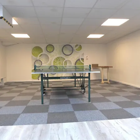 Apartmán Citylife Pool Sauna 5 Pers Near Lift Wifi Ps4 *