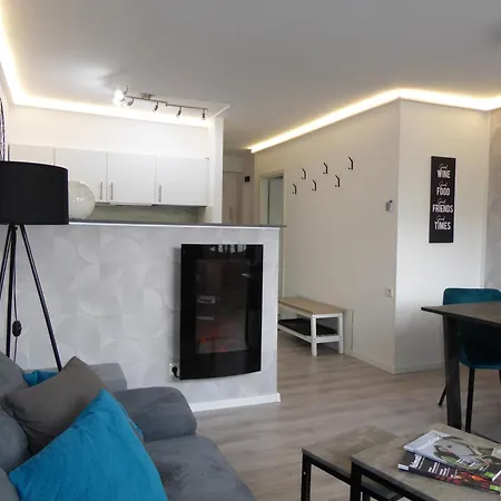 Apartmán Citylife Pool Sauna 5 Pers Near Lift Wifi Ps4 *